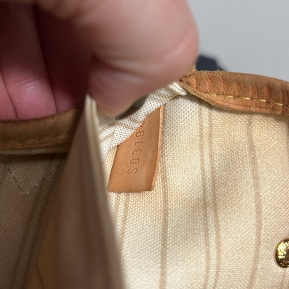 Louis Vuitton Damier Azur Nevefull tote - Picture 9 of 9